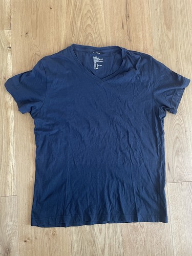 Tshirt mit ausschnitt - tshirt,
